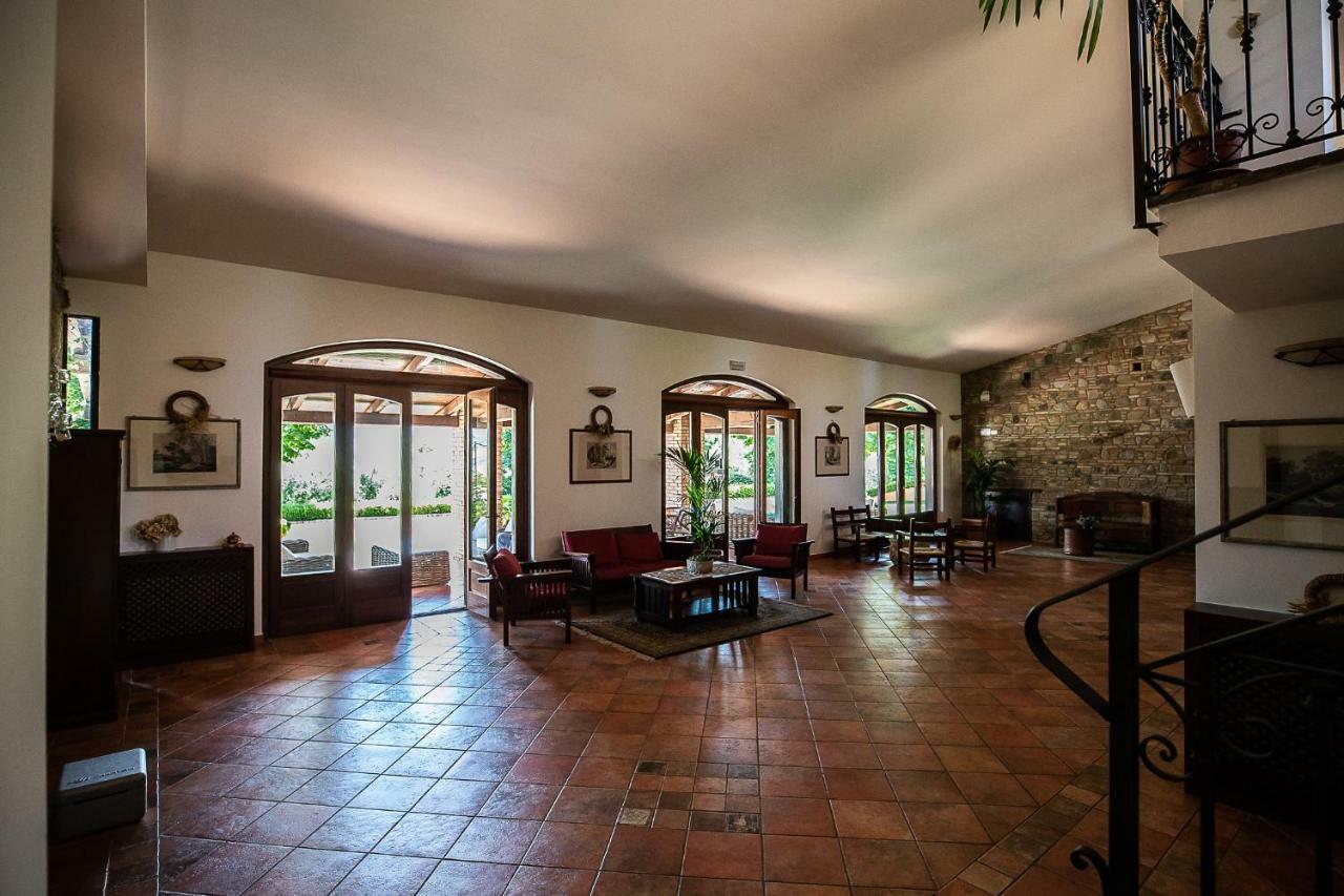 La Masseria Lolivia Senise Esterno foto