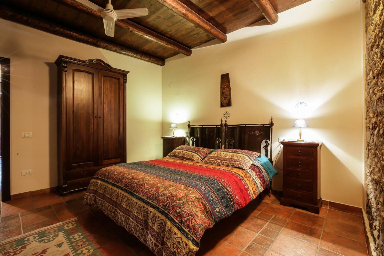 La Masseria Lolivia Senise Esterno foto